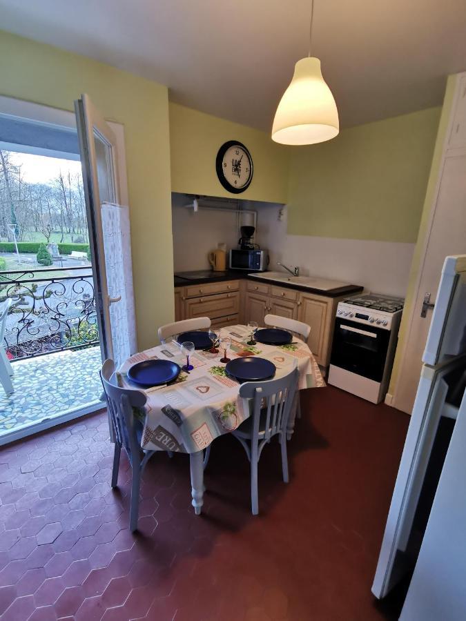 Appartement Vallee De Luchon Salles-et-Pratviel Exterior photo